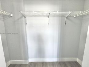 704 Belmont Ln 704, North Lauderdale FL 33068