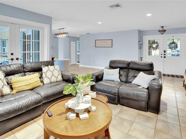 14930 SW 145th St, Miami FL 33196