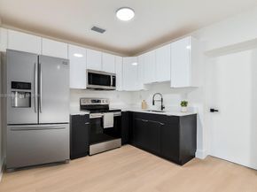 1366 NW 75th St, Miami FL 33147