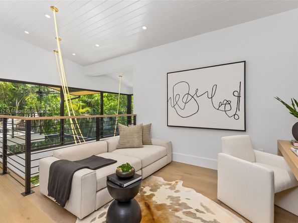 4024 Bonita Ave, Miami FL 33133