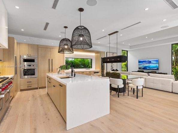 4024 Bonita Ave, Miami FL 33133