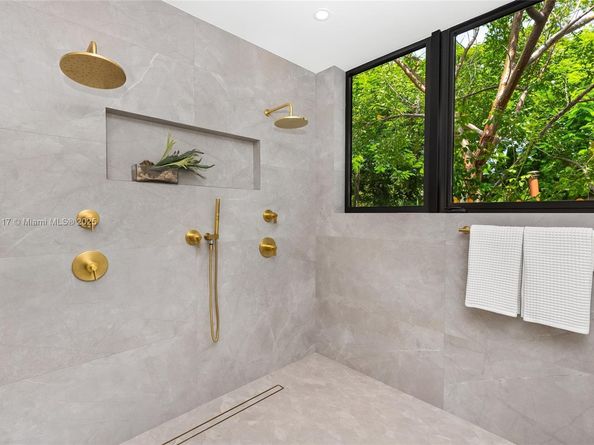 4024 Bonita Ave, Miami FL 33133
