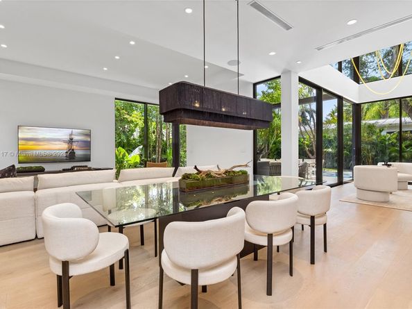 4024 Bonita Ave, Miami FL 33133