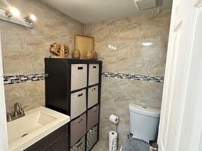 17901 NW 68th Ave R101, Hialeah FL 33015