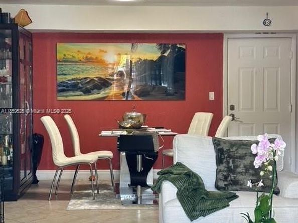 17901 NW 68th Ave R101, Hialeah FL 33015