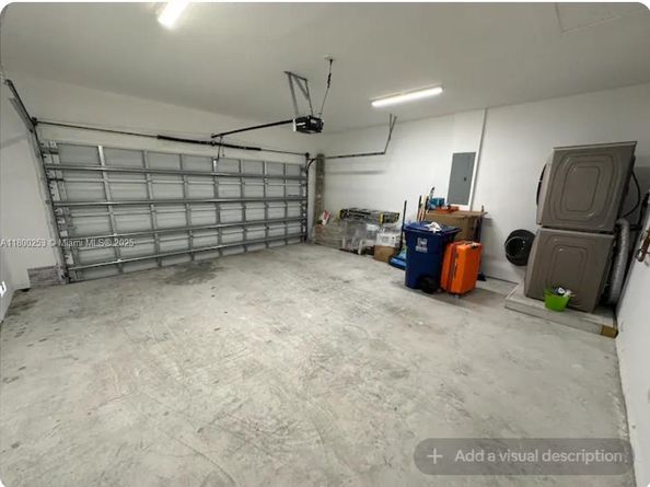 Undisclosed Address #A11800253, Hallandale Beach FL 33009