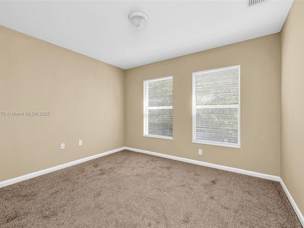 961 SW 15th St, Deerfield Beach FL 33441