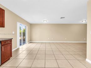 961 SW 15th St, Deerfield Beach FL 33441