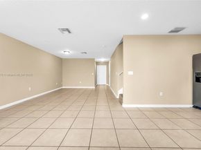 961 SW 15th St, Deerfield Beach FL 33441
