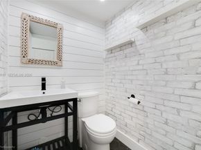 11416 SW 110th Ln, Miami FL 33176