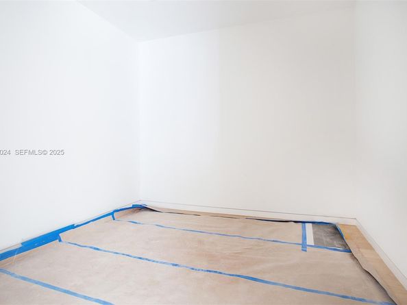 1105 SW 22nd Ter, Miami FL 33129