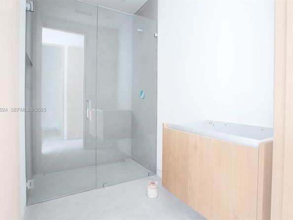 1105 SW 22nd Ter, Miami FL 33129