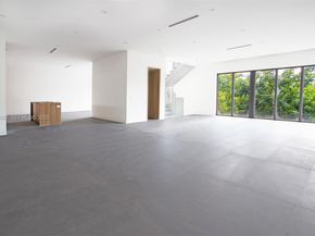 1105 SW 22nd Ter, Miami FL 33129