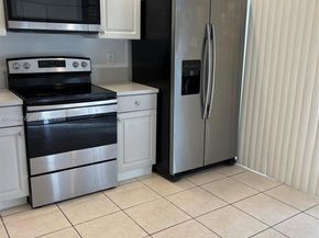 687 NW 42nd Ave, Plantation FL 33317