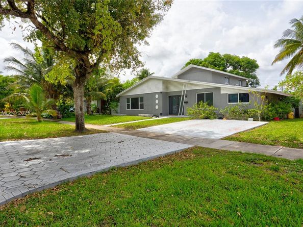 225 NE 175th St, North Miami Beach FL 33162
