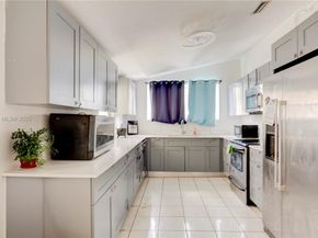 225 NE 175th St, North Miami Beach FL 33162