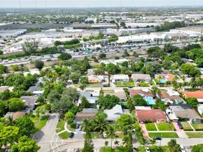 225 NE 175th St, North Miami Beach FL 33162
