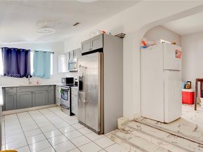 225 NE 175th St, North Miami Beach FL 33162