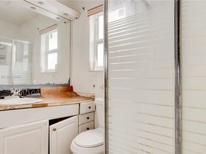 225 NE 175th St, North Miami Beach FL 33162