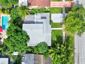 225 NE 175th St, North Miami Beach FL 33162