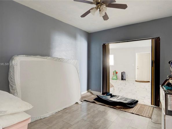 225 NE 175th St, North Miami Beach FL 33162