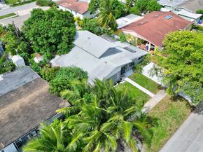 225 NE 175th St, North Miami Beach FL 33162