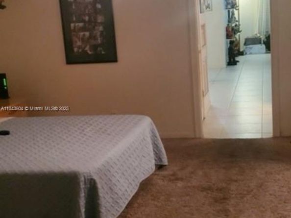 1050 North Dr B, Delray Beach FL 33445