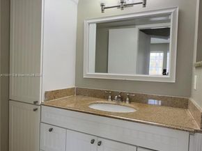 1145 Lake Shore Dr 205, Lake Park FL 33403