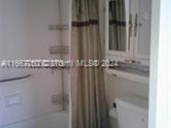 701 SW 142nd Ave 104S, Pembroke Pines FL 33027