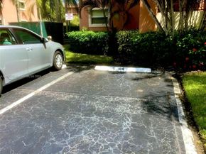 701 SW 142nd Ave 104S, Pembroke Pines FL 33027