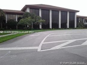 701 SW 142nd Ave 104S, Pembroke Pines FL 33027