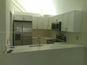 9215 SW 141st Pl 9215, Miami FL 33186