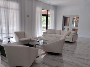 100 N Federal Hwy 643, Fort Lauderdale FL 33301