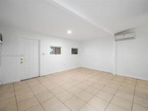 348 NE 58th St, Miami FL 33137