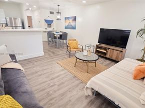 1232 SW 30th Pl, Miami FL 33135