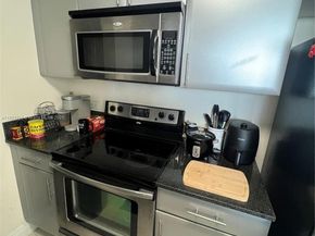 1871 NW S River Dr 1402, Miami FL 33125