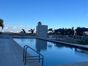 1871 NW S River Dr 1402, Miami FL 33125
