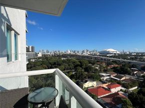 1871 NW S River Dr 1402, Miami FL 33125