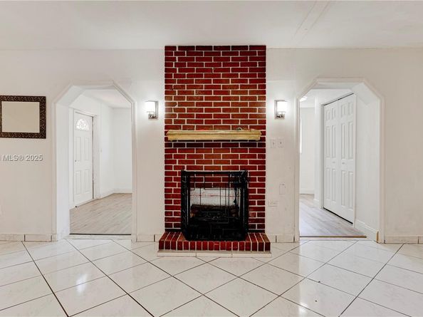 7315 SW 127th Ct, Miami FL 33183