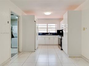 7315 SW 127th Ct, Miami FL 33183