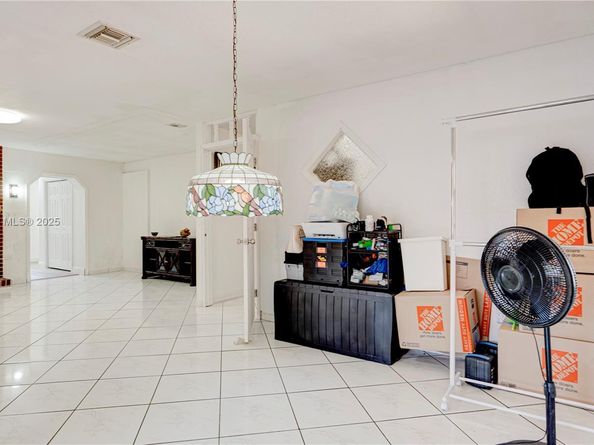 7315 SW 127th Ct, Miami FL 33183