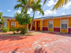 7315 SW 127th Ct, Miami FL 33183