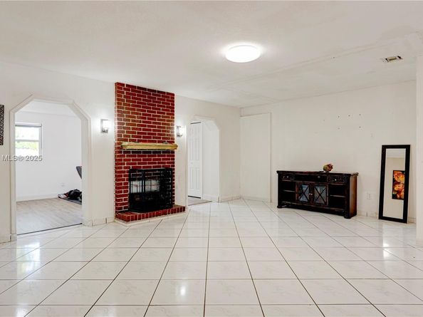 7315 SW 127th Ct, Miami FL 33183