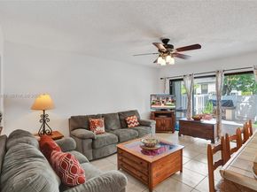 16465 NE 26th Ave 18, North Miami Beach FL 33160