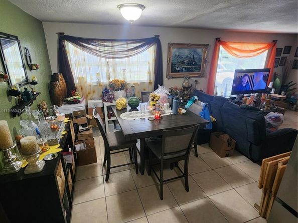 11520 SW 136th St, Miami FL 33176