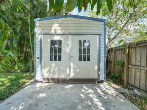 1111 Adams St, Hollywood FL 33019