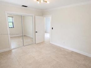 1111 Adams St, Hollywood FL 33019