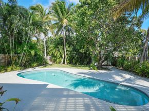 1111 Adams St, Hollywood FL 33019