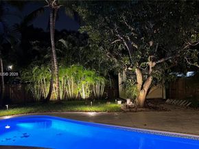 1111 Adams St, Hollywood FL 33019