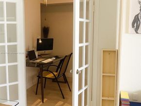 910 Bay Dr 29, Miami Beach FL 33141